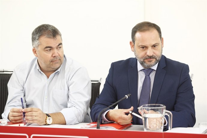 El ministre de Foment, José Luis Ábalos, en l'Executiva del PSOE
