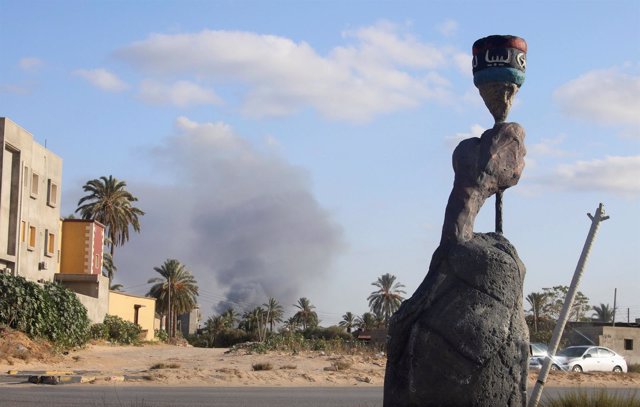 Enfrentamientos entre facciones rivales en Trípoli