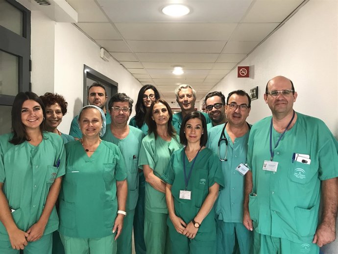 Algunos de los profesionales que han participado en los trasplantes