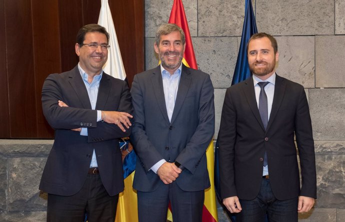 El presidente Clavijo se reúne con el director general de easyJet en España
