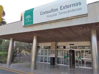 Herido grave un trabajador tras caer y ser arrollado por su tractor en Huércal de Almería