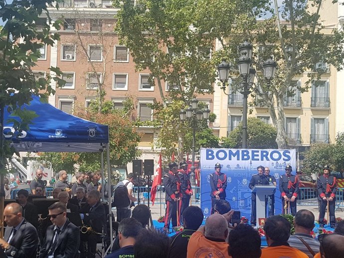 Plaza del Carmen tendrá un recuerdo "más visible" a los bomberos 