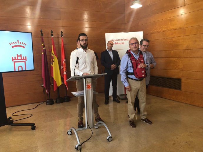 Presentación de la carpa 'SOS RESPIRA'