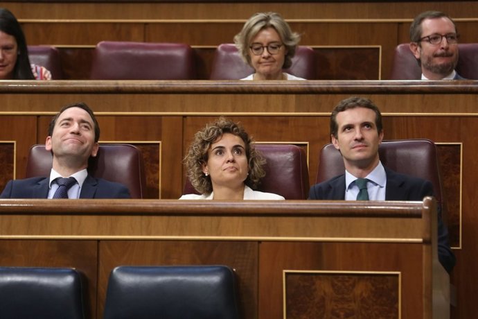 Casado, Montserrat y García Egea en el Pleno del Congreso