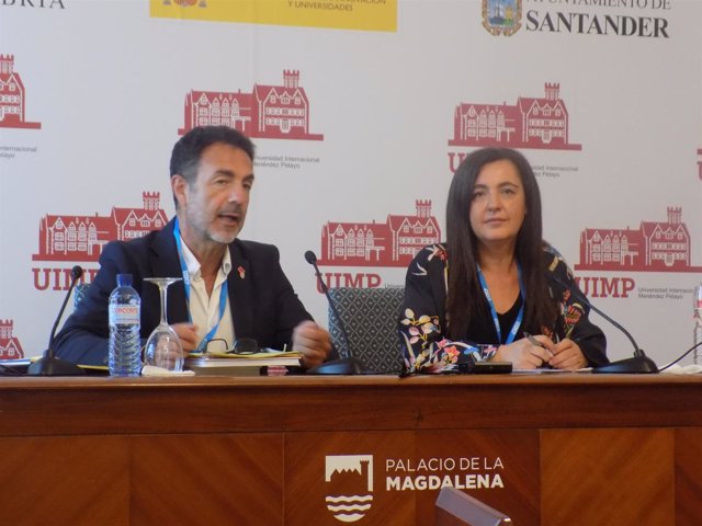           Miguel Lorente Y Nuria Valero En La UIMP