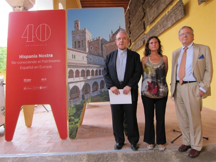 Pérez Moya, Cordero y Calderón en la inauguración