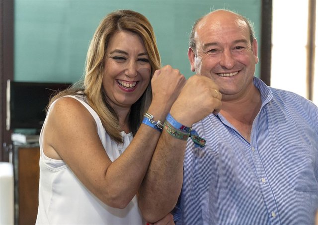 Susana Díaz, en San Telmo a la asociación Ales de padres de niños con cáncer