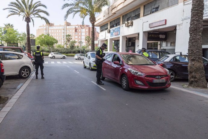 Control de agentes de la Policía Local de Almería