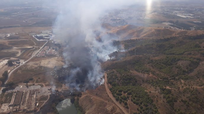 Incendio forestal en Los Asperones (Málaga)