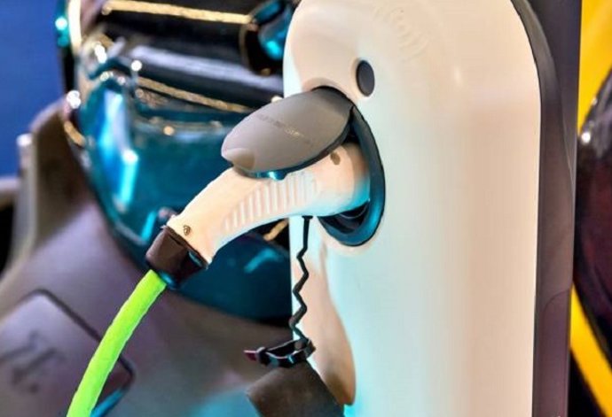 Recurso vehículo eléctrico cargando