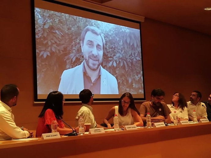 Toni Comín participa en l'acte 'Sociaistes per la República' per vídeo