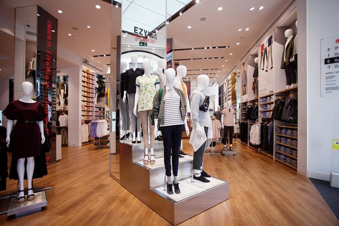 Botiga en Passeig de Gràcia (Barcelona) d'Uniqlo