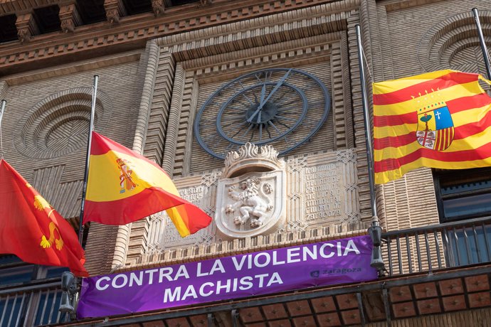 El Ayuntamiento de Zaragoza ha decretado un día de luto oficial