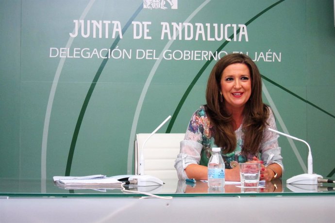 La delegada territorial de Educación en Jaén, Yolanda Caballero.