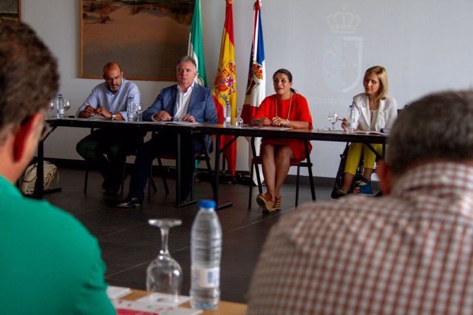 La alcaldesa informa de la reunión del Plan de Emergencia de Almonte