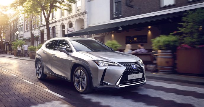 Lexus UX 250h