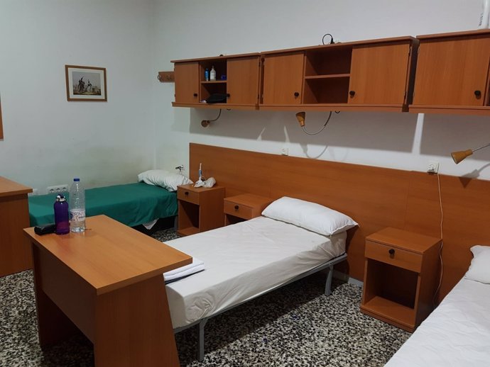 Habitaciones para tres policías en el cuartel del Bruch de Barcelona