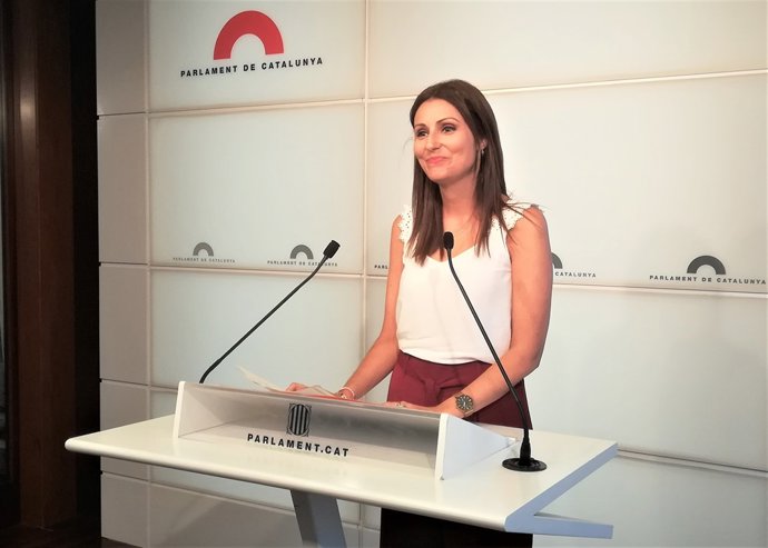 Lorena Roldán, Cs