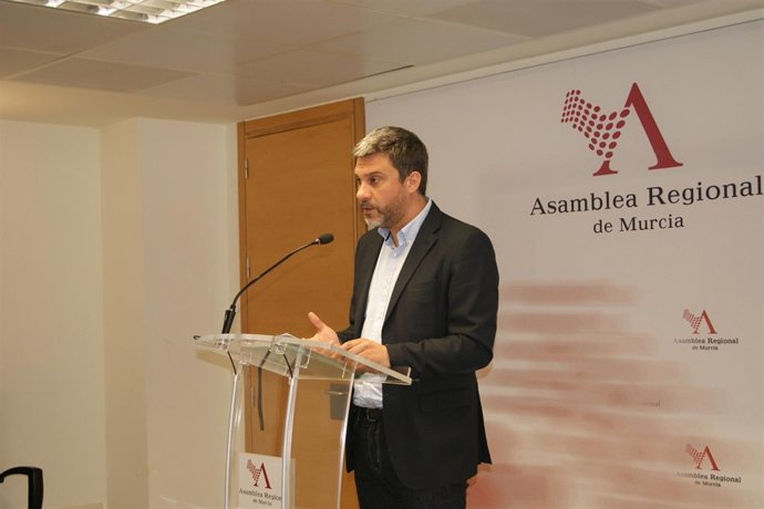 El portavoz del Grupo Parlamentario Socialista Joaquín López 