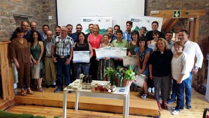 Participantes y colaboradores en el Programa de Emprendimiento Rural Sostenible.