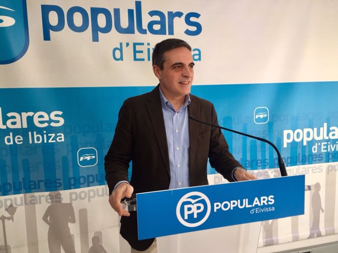 José Vicente Marí, PP de Ibiza durante la rueda de prensa