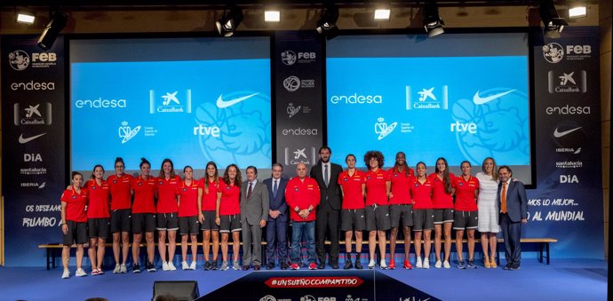 Despedida de la selección española femenina rumbo al Mundial de Tenerife