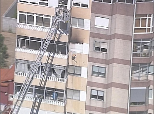 Foto tomada por la Policía Nacional del incendio en Vigo