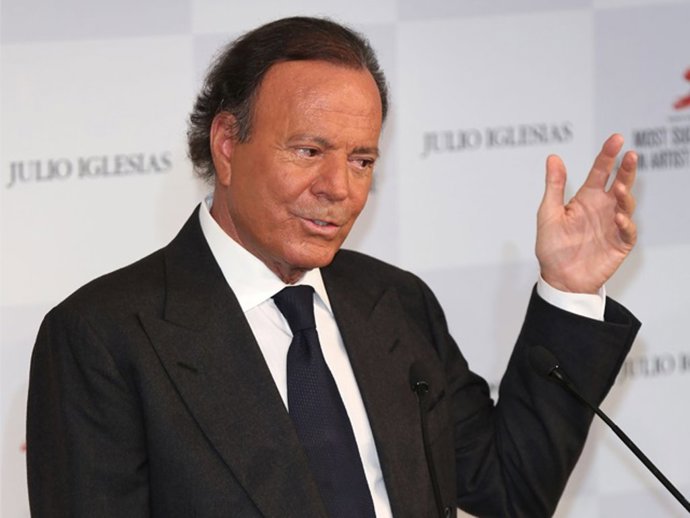 Julio Iglesias
