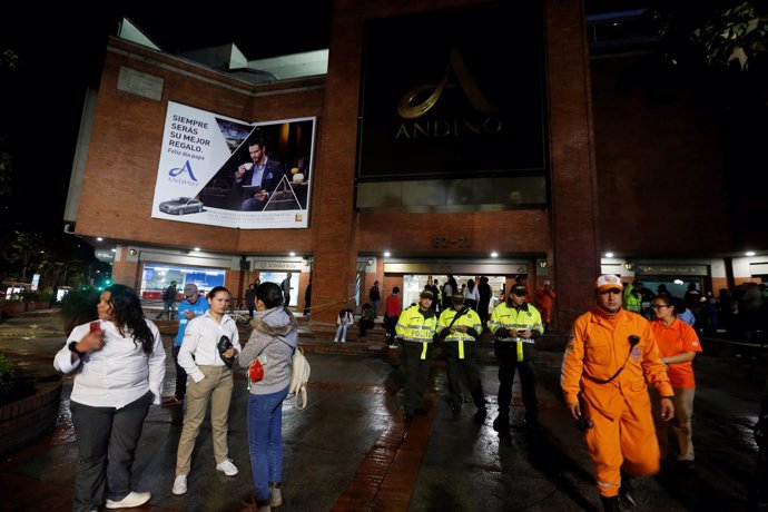 Atentado en el centro comercial Andino, Bogotá