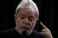 Lula tiene previsto abandonar este martes su lucha para presentarse como candidato a la Presidencia de Brasil