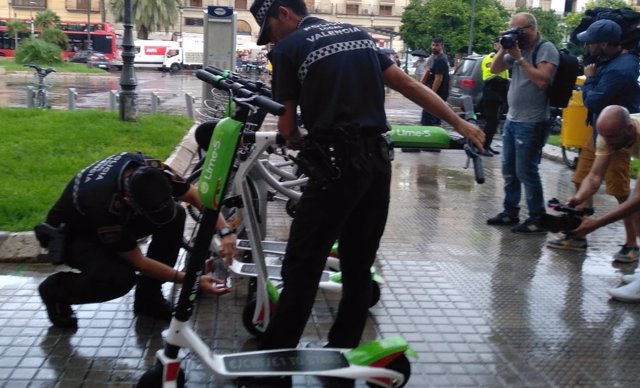 Patinetes retirados por la Policía Local de València la pasada semana 