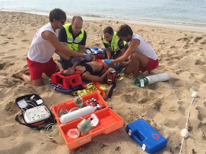Simulacro de emergencia en Playa de Palma