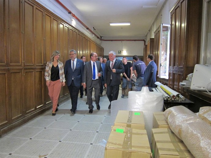 Lambán, Alegría y Mayoral han visitado hoy la Facultad de Filosofía y Letras