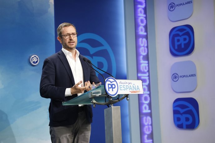 Roda de premsa del sotssecretari d'Organització del Partit Popular, J. Maroto