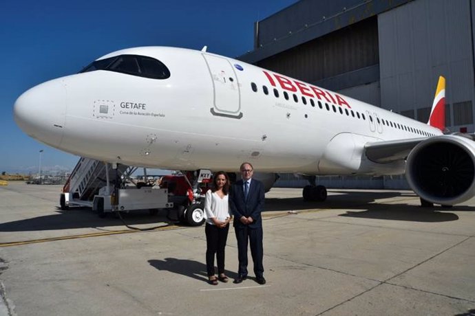 Presentación del nuevo A320neo de Iberia, llamado 'Getafe'