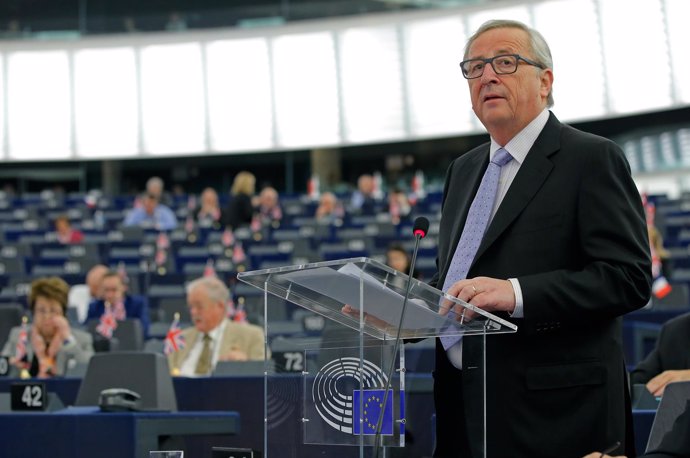 European Commission President Jean-Claude Juncker addresses the European Parliam