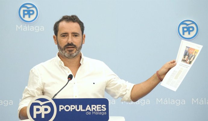 José Ramón Carmona (PP) rueda de prensa sobre empleo