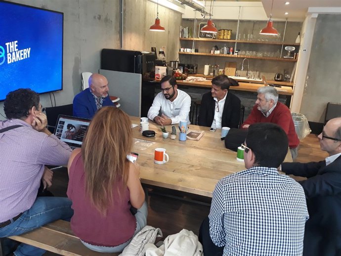 [Sevilla] Foto Y Nota De Prensa: Extenda Organiza Un Encuentro Comercial Con Och