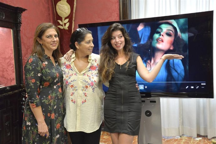 Presentación de video de Soleá Morente que promociona la Granada Card