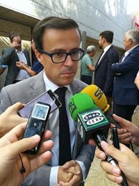Gallardo cree que la Ley de Memoria Histórica reforzará la postura de la Diputación de Badajoz sobre subvenciones