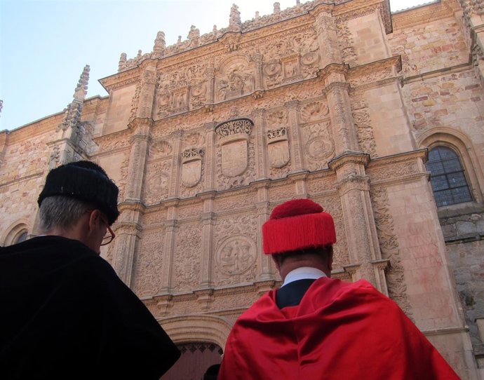 Rey a su llegada a la USAL, 13-9-18