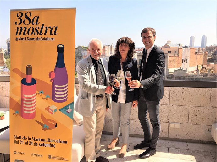 Manel Casals (Gremi Hotels Barcelona) consellera T. Jordà, Salvador Puig(Incavi)