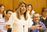 Susana Díaz defiende que no ha habido ni una sola "mácula" en su Gobierno y Moreno le exige "no jugar con estabilidad"