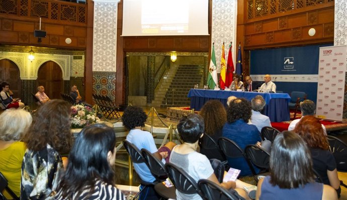 Coloquio sobre los Romances de Oriente y Occidente