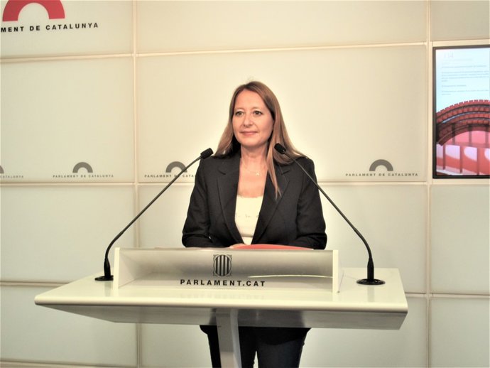 Sonia Sierra, Cs