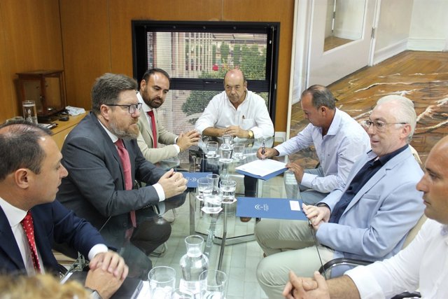 El consejero de Agricultura, Rodrigo Sánchez Haro.