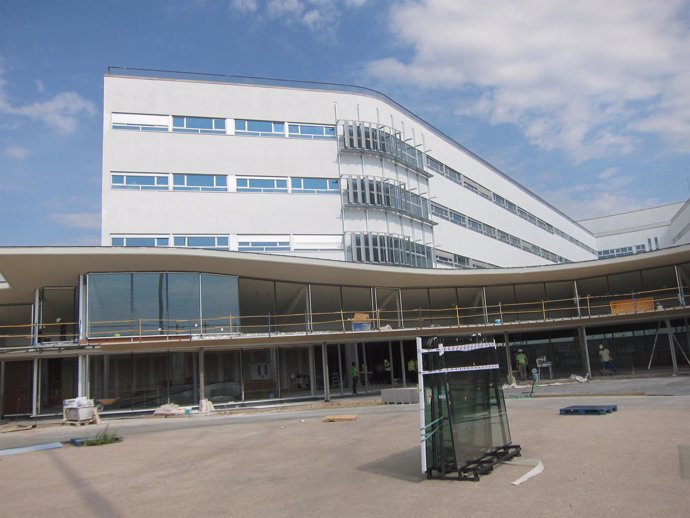 Nuevo hospital de Cáceres                         