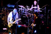 Los reunificados Smashing Pumpkins anuncian nuevo disco: Shiny and Oh So Bright Vol 1