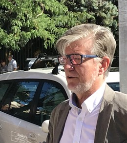 El alcalde de Zaragoza, Pedro Santisteve, en un acto este viernes