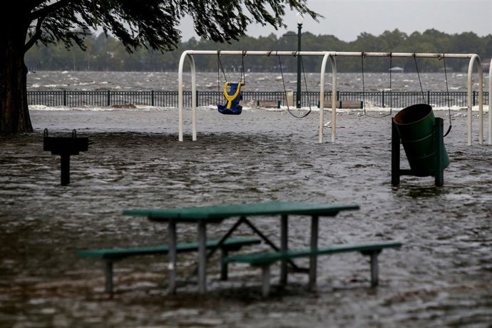 Estragos causados por 'Florence' en New Bern, Carolina del Norte